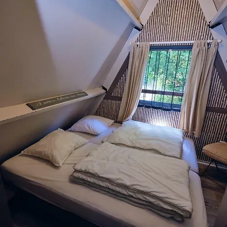 Bungalow 182 假日公园